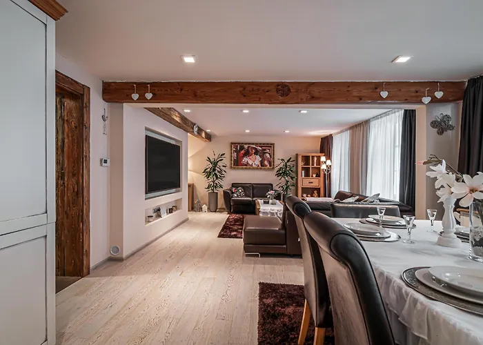 Apartmán Luxurious And Royal In The Old Town *